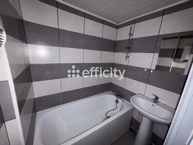 Immeuble - 140 m² - 6 pièces