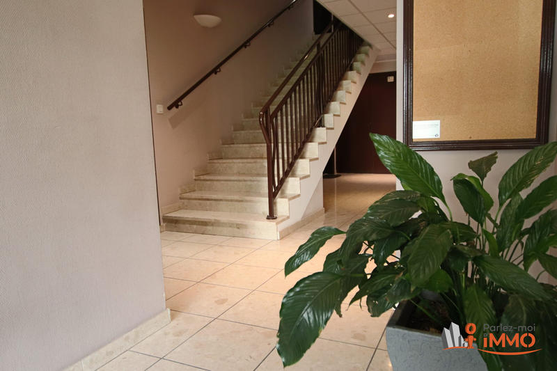 Appartement - 87 m² - 3 pièces