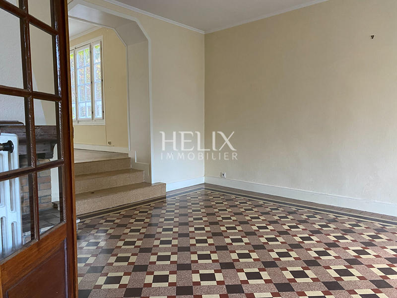 Maison - 108 m² - 6 pièces