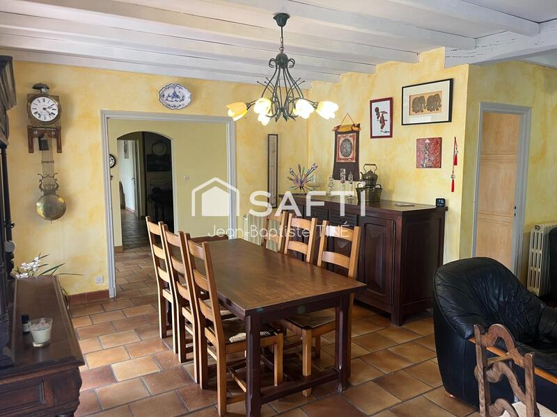 Maison - 145 m² - 5 pièces