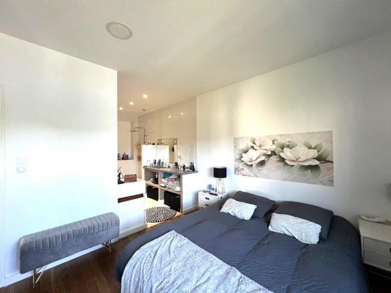 Appartement - 102 m² - 4 pièces