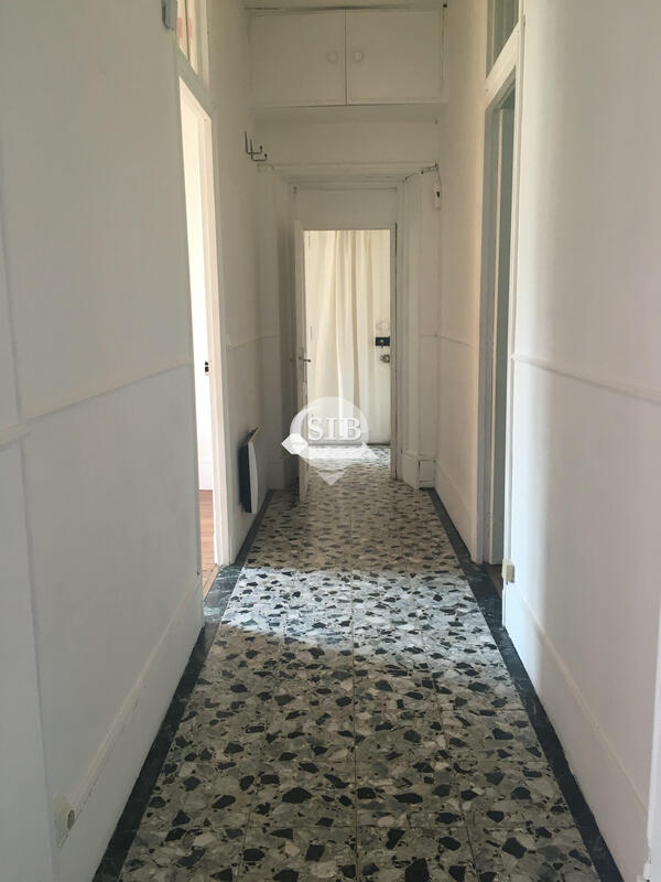 Appartement - 90 m² - 3 pièces