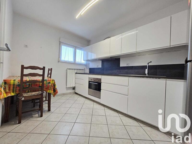 Appartement - 83 m² - 4 pièces