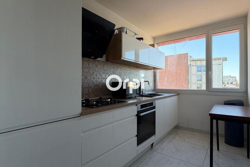 Appartement - 96 m² - 4 pièces