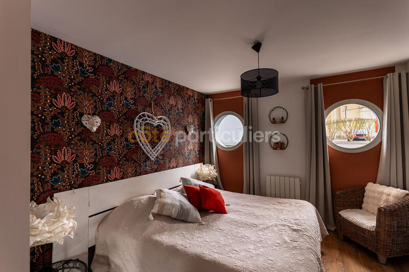 Maison - 210 m² - 5 pièces