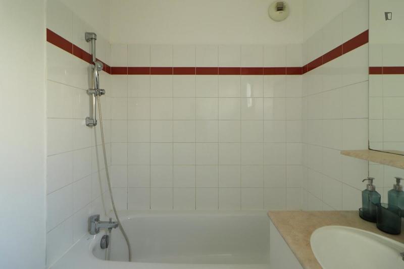 Chambre - 10 m² - 4 pièces