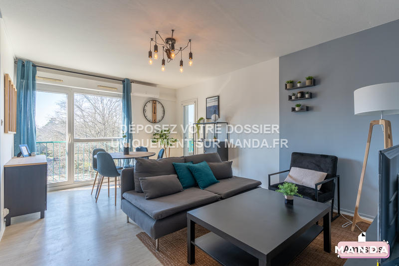 Chambre - 74 m² - 4 pièces