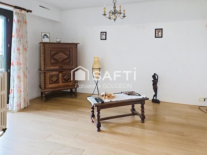 Appartement - 97 m² - 5 pièces