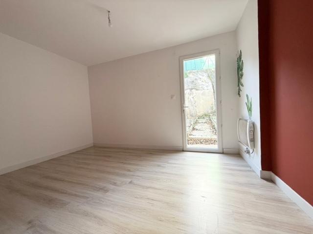 Appartement - 99 m² - 4 pièces