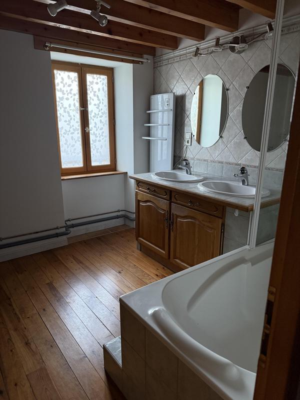 Maison - 77 m² - 4 pièces