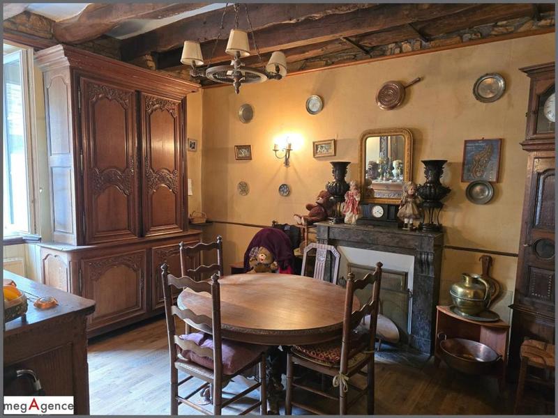 Maison en pierre - 110 m² - 8 pièces