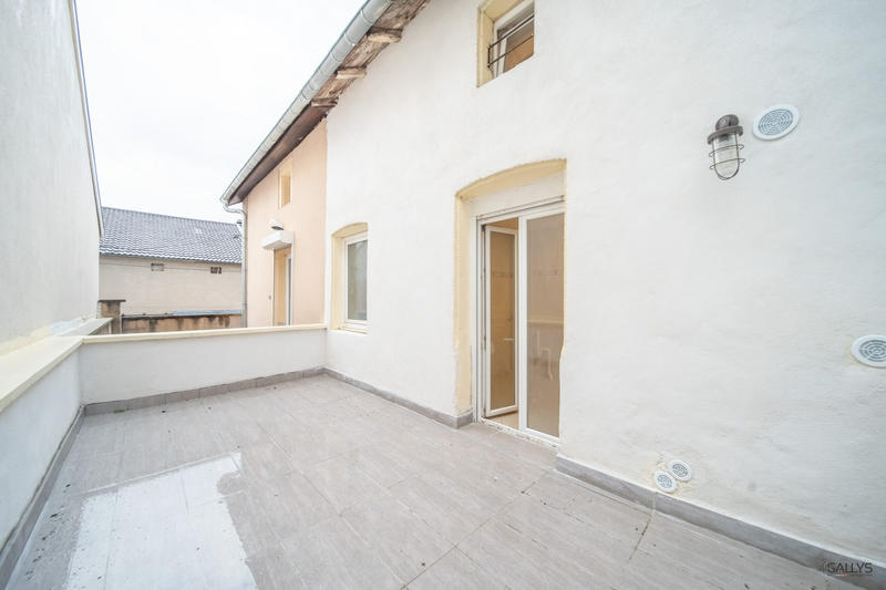 Appartement - 152 m² - 6 pièces