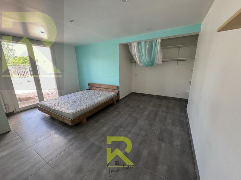 Villa - 250 m² - 8 pièces