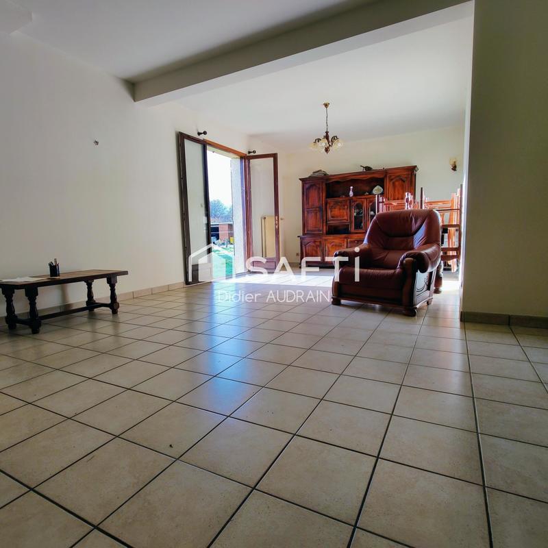 Maison - 214 m² - 7 pièces