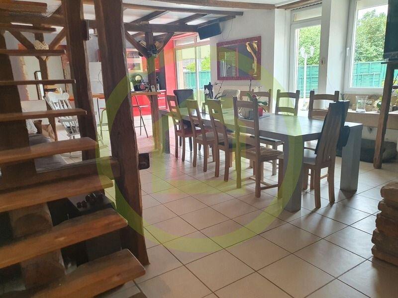 Maison - 230 m² - 7 pièces