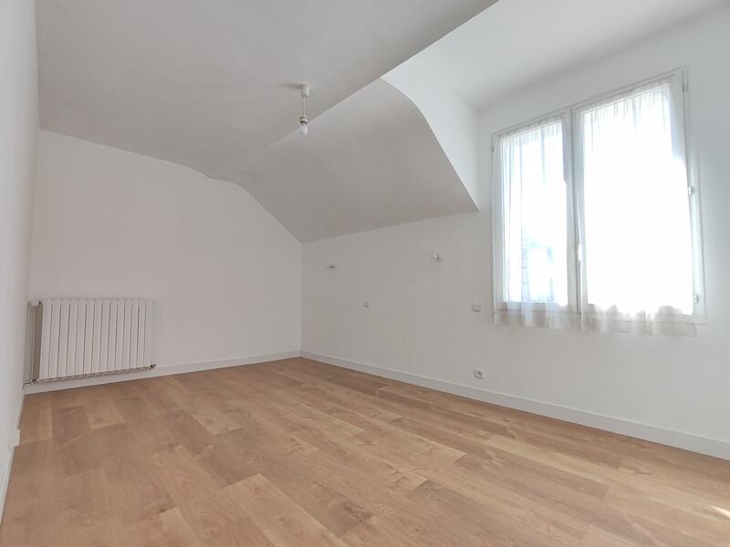 Maison - 147 m² - 5 pièces