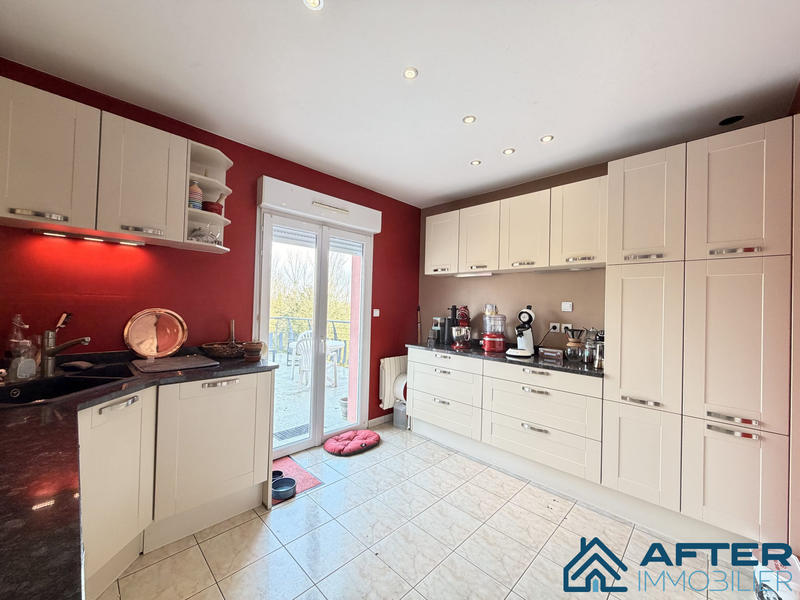 Maison - 140 m² - 6 pièces