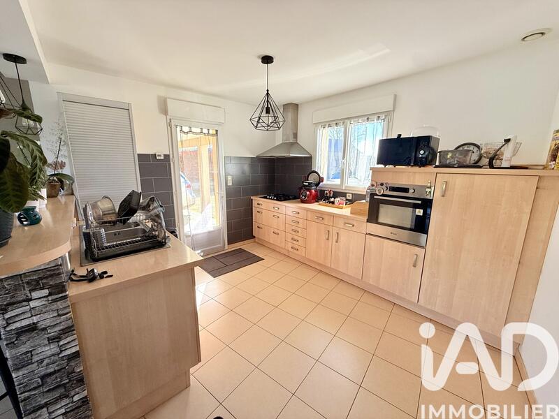 Maison - 127 m² - 6 pièces