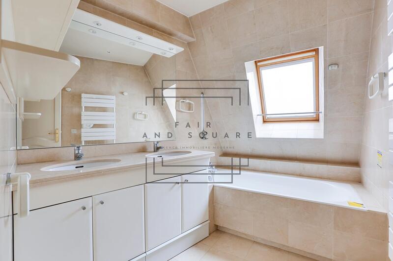Appartement - 124 m² - 6 pièces
