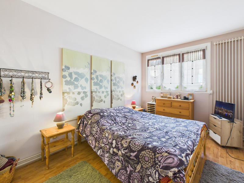 Appartement - 82 m² - 4 pièces