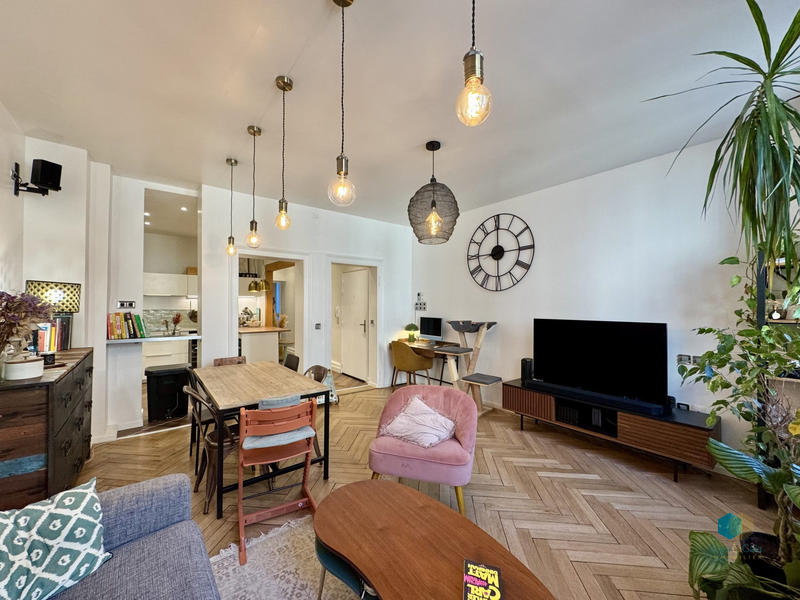 Appartement - 82 m² - 3 pièces