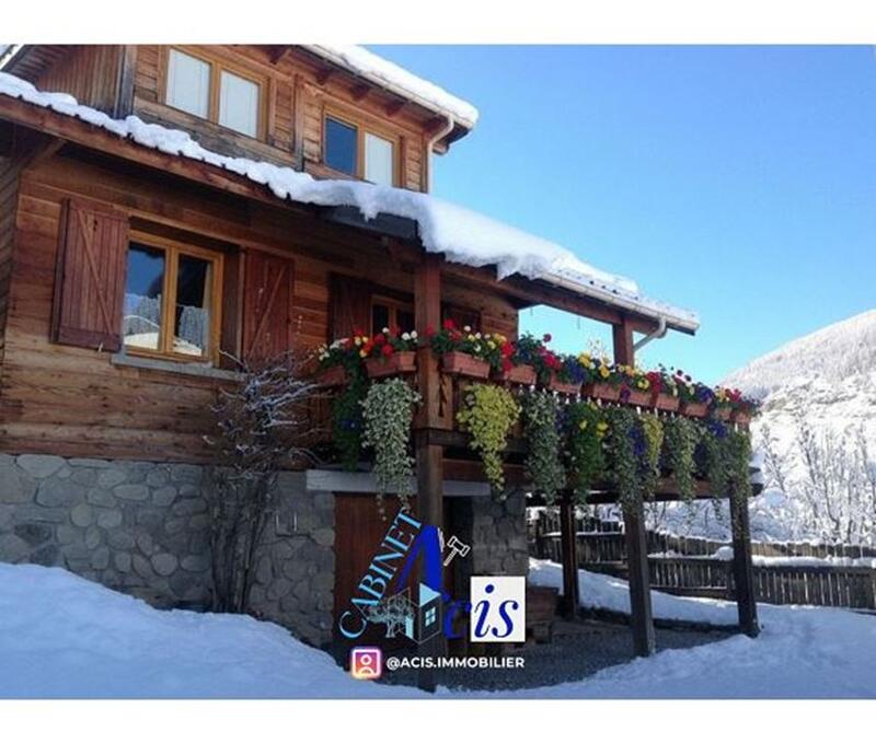 Maison - 197 m² - 7 pièces