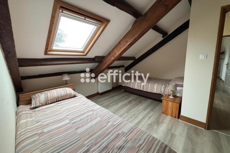 Maison - 268 m² - 10 pièces