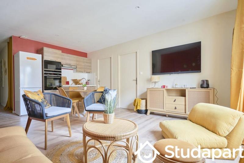 Chambre - 12 m² - 1 pièce