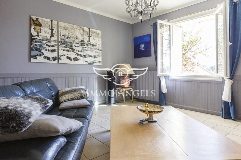 Mas - 320 m² - 10 pièces