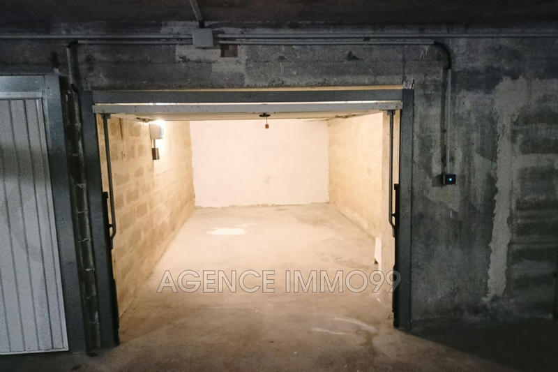 Parking / Garage - 13 m²