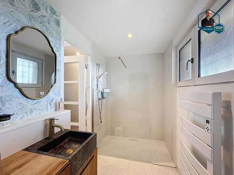 Maison - 150 m² - 5 pièces