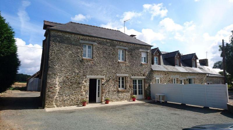 Maison - 152 m² - 10 pièces