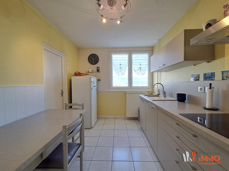 Appartement - 81 m² - 4 pièces