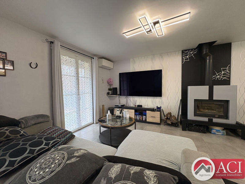 Maison - 143 m² - 7 pièces