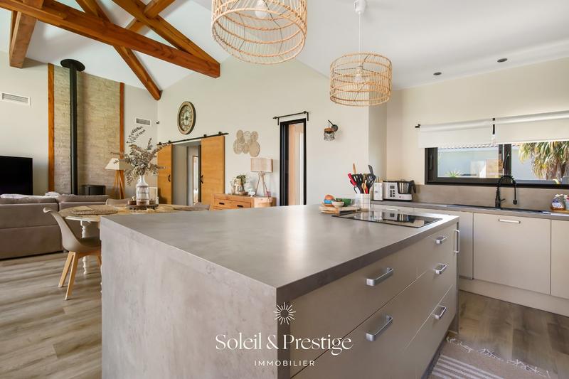 Maison - 123 m² - 4 pièces