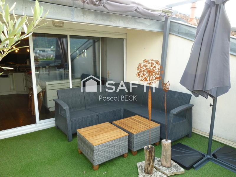 Appartement - 95 m² - 2 pièces