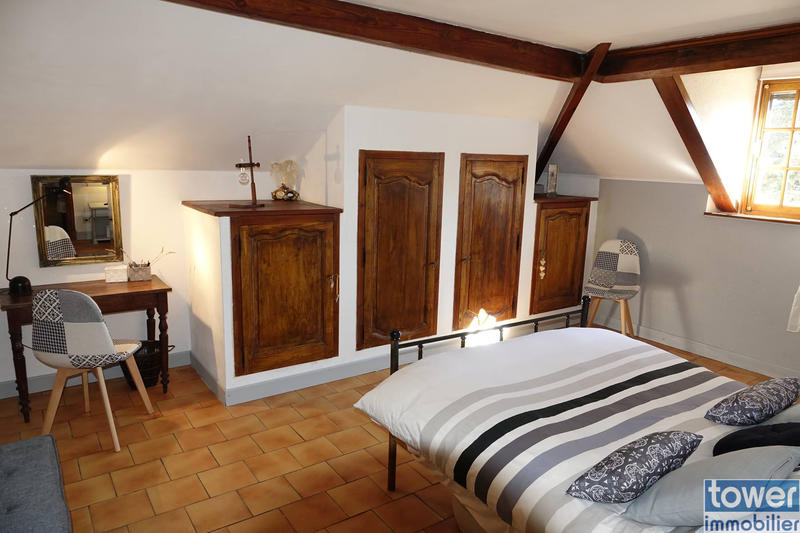 Propriété - 200 m² - 6 pièces