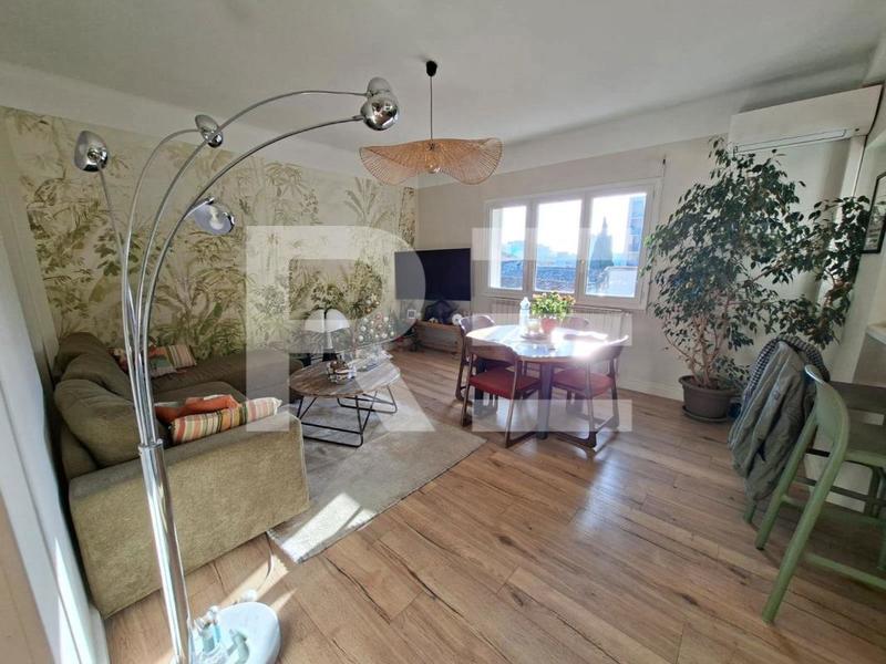 Appartement - 83 m² - 4 pièces