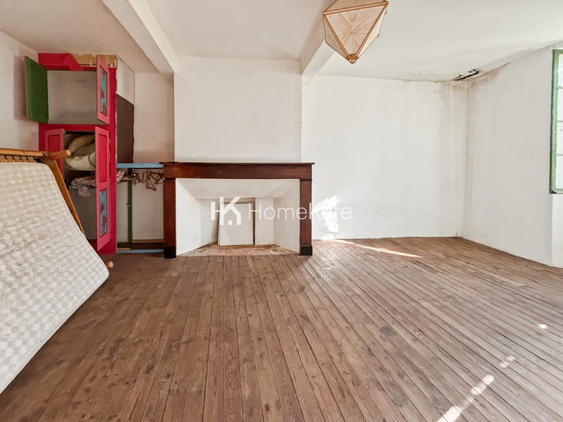 Maison ancienne - 165 m² - 6 pièces