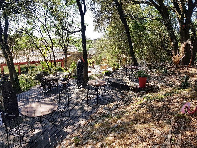 Mas - 750 m² - 20 pièces