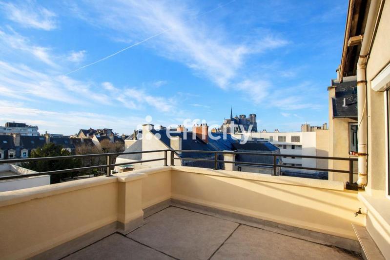 Appartement - 126 m² - 5 pièces