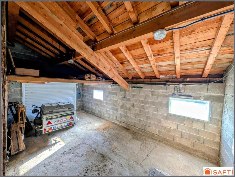 Maison - 227 m² - 10 pièces