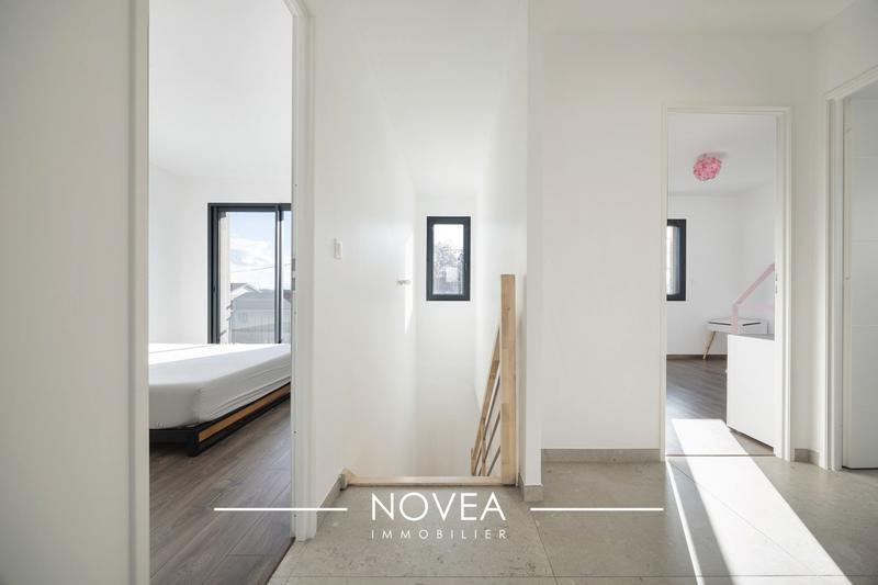 Maison - 95 m² - 4 pièces