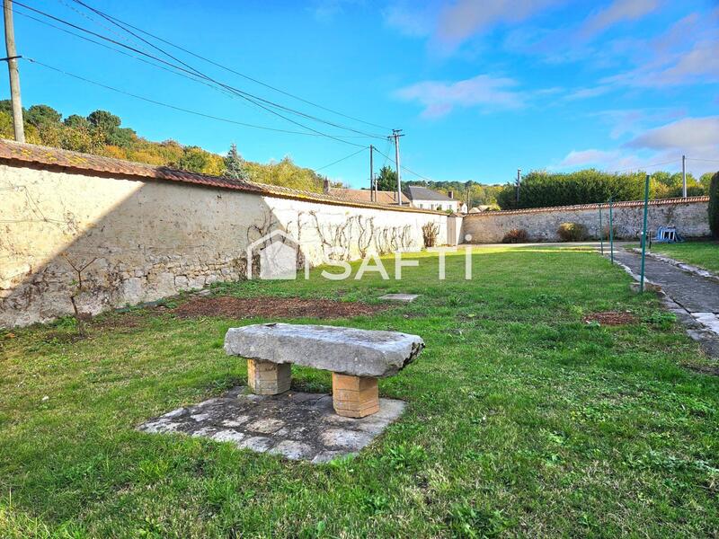 Maison - 184 m² - 8 pièces