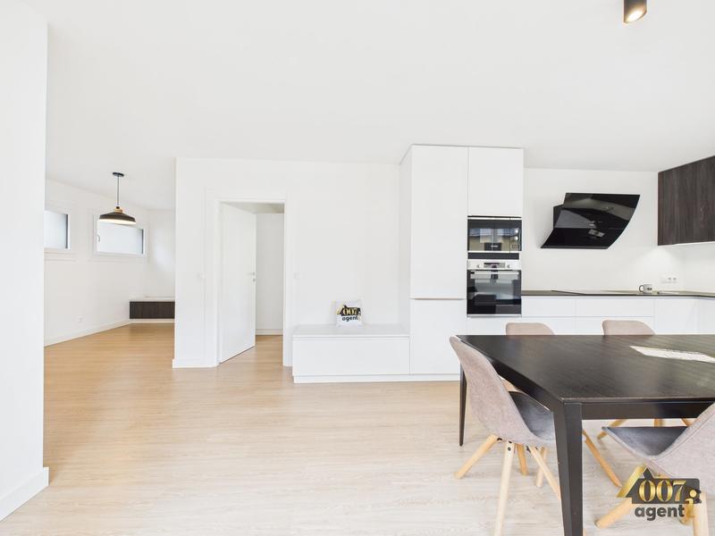 Appartement - 75 m² - 3 pièces