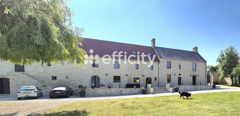 Maison - 537 m² - 17 pièces