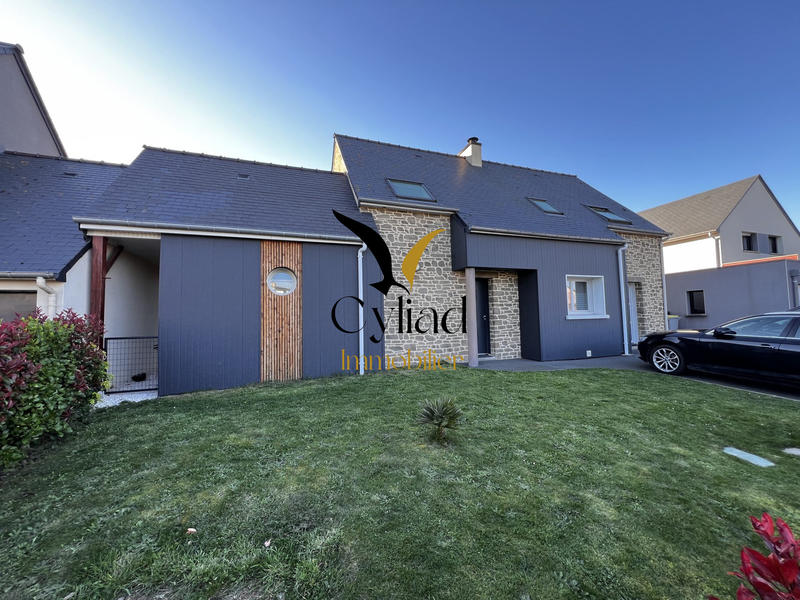 Maison contemporaine - 118 m² - 7 pièces