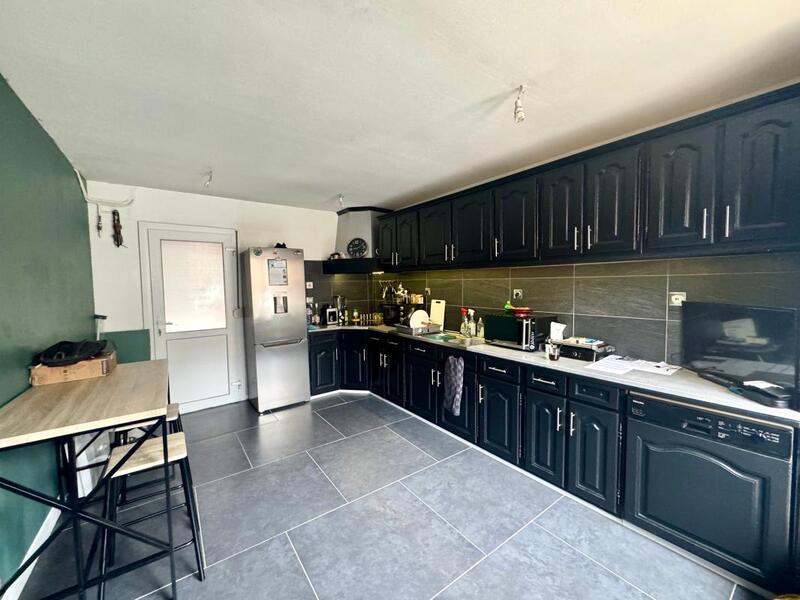 Maison - 87 m² - 4 pièces