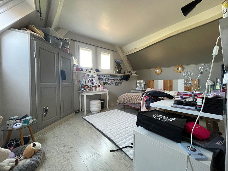 Maison - 200 m² - 7 pièces