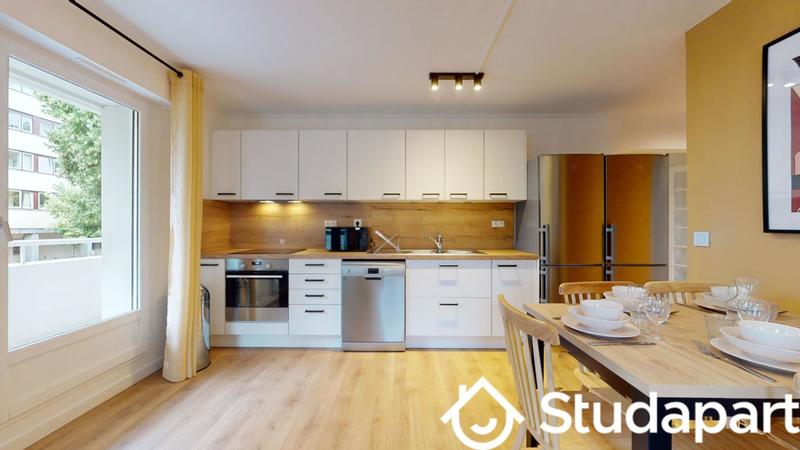 Chambre - 101 m² - 1 pièce